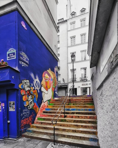 Rue-plus-courte-de-Paris.jpg